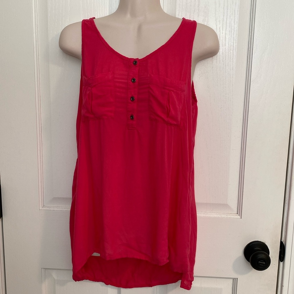 Maurice’s tank, size small